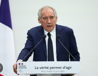 Bayrou 2